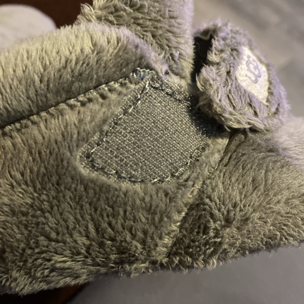 Uggs Infant Bixbee Booties Furry‎ Gray Boots Size 4/5 EUC - Picture 13 of 16